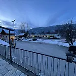 Long&short Bahnhof Hotel *