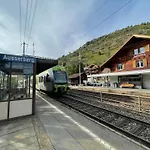 Long & Short Bahnhof
