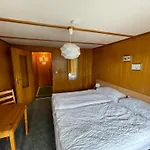 Long & Short Bahnhof Hotel