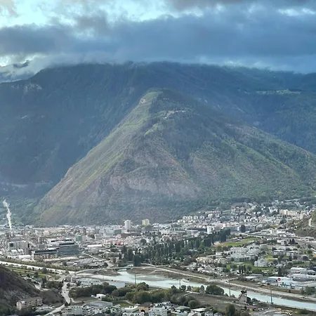 Long & Short Bahnhof * Ausserberg