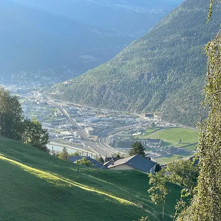 Long & Short Bahnhof