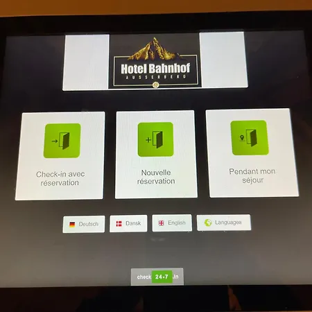 Long & Short Bahnhof Hotel