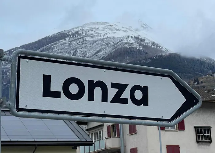 Long & Short Bahnhof Hotel *