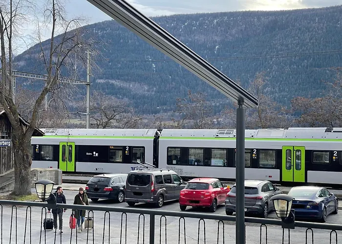 Long & Short Bahnhof